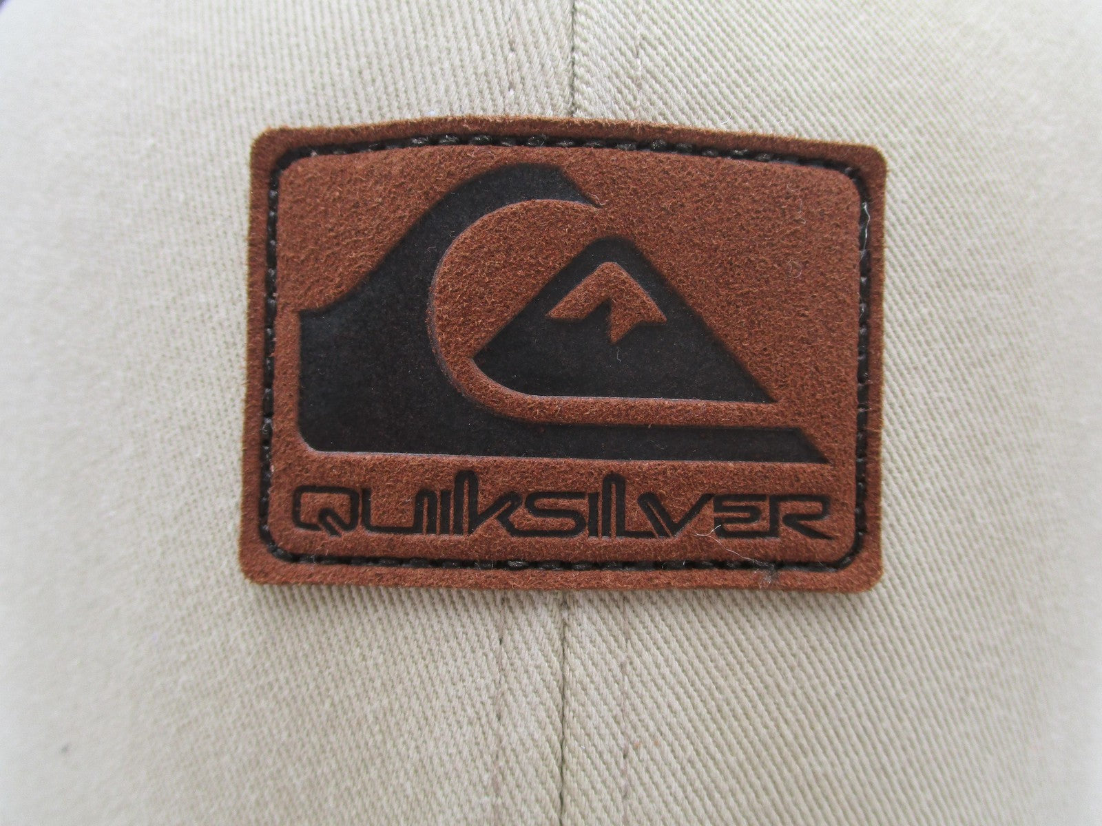 Quiksilver Hat Cap Snap Back Mens One Size Beige Black Trucker Mesh Logo Patch6