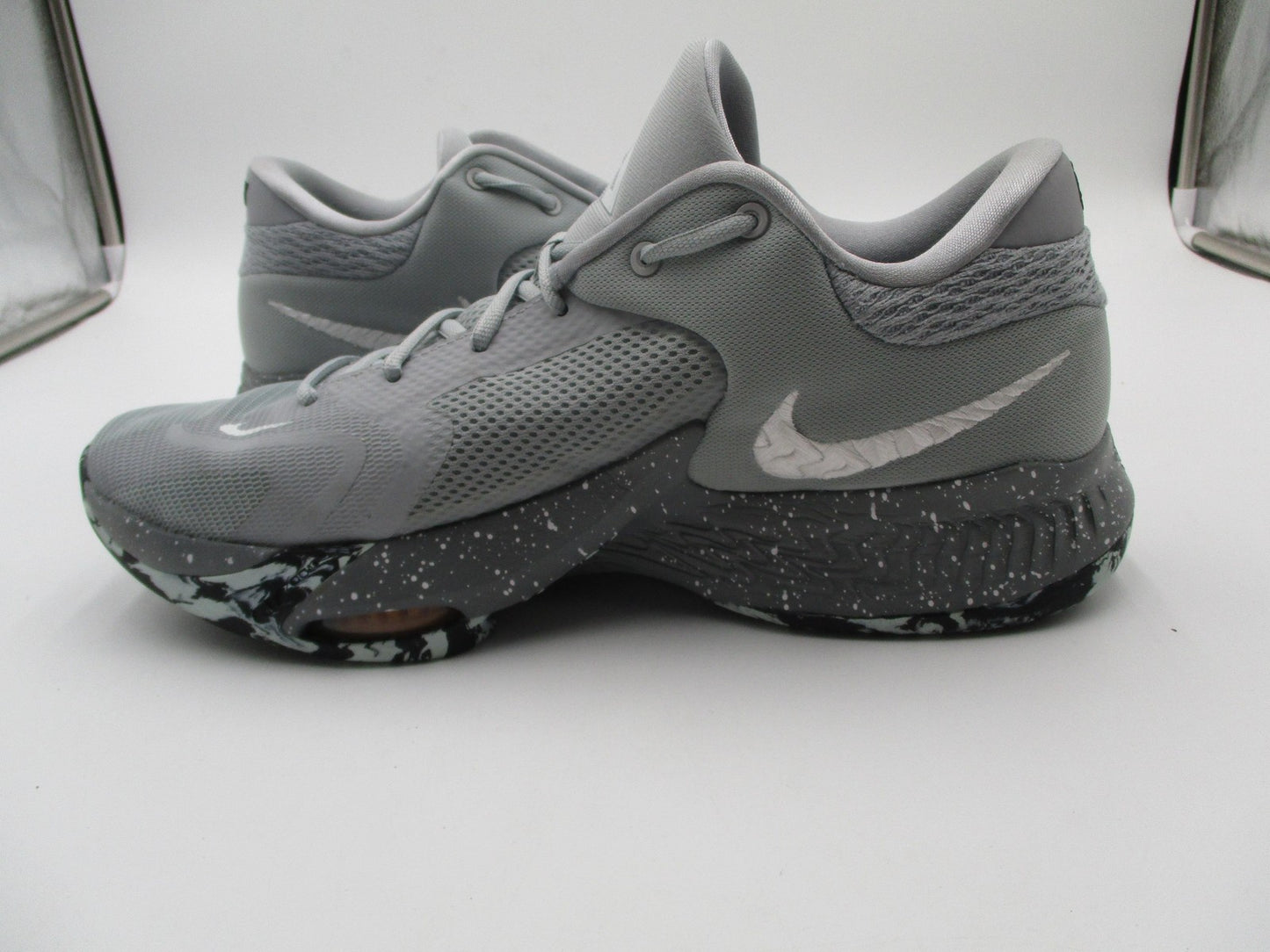 Nike Zoom Freak 4 Shoes Mens Size 13 Gray Low Top Basketball Sneakers DJ6149-0049