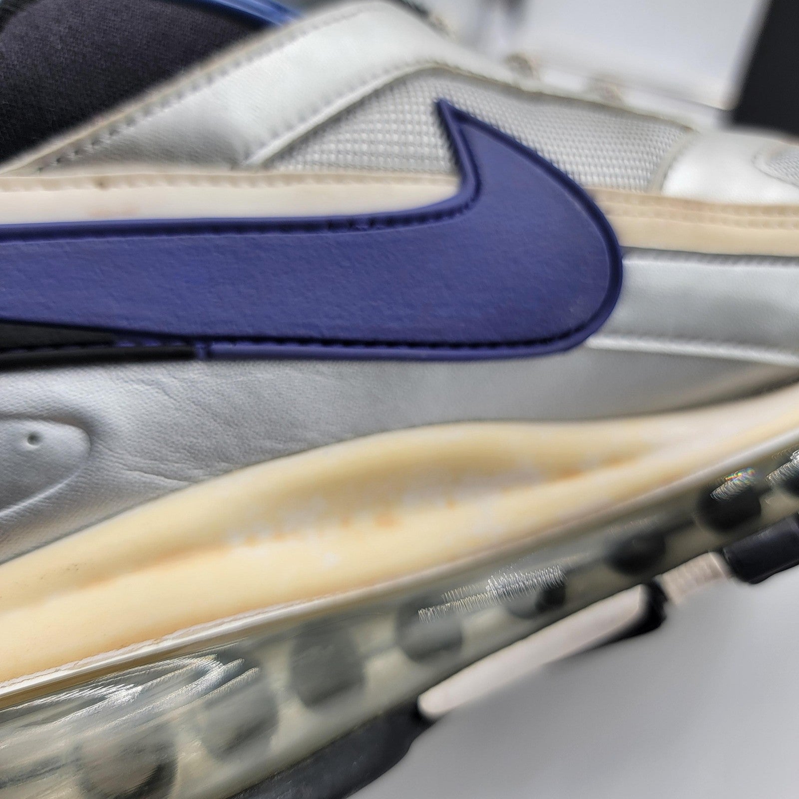 Nike Air Max 98 OG Mens Size 11.5 Silver Purple AO2406002 Sneakers Retro