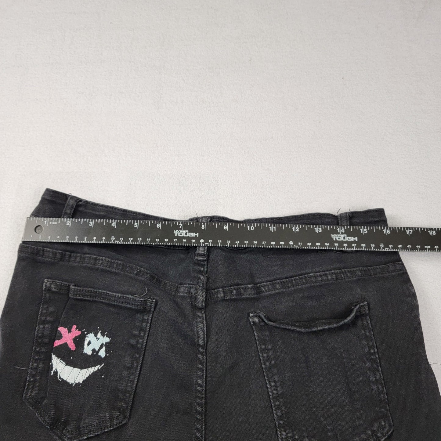 Men’s Black Skinny Jeans XL Painted Graphic Smiley Face Denim