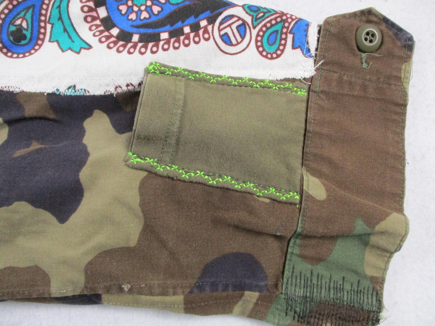 Aboves Garden Custom Jacket Mens XLT Green Camo Military Skull Dragon Patchwork18