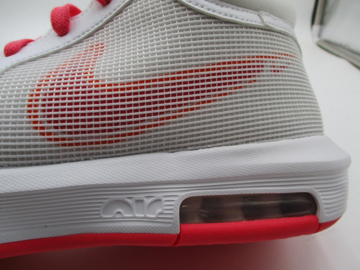 Nike LeBron Shoes Mens Size 11.5 White Pink Mid Top Basketball FB2239-1046