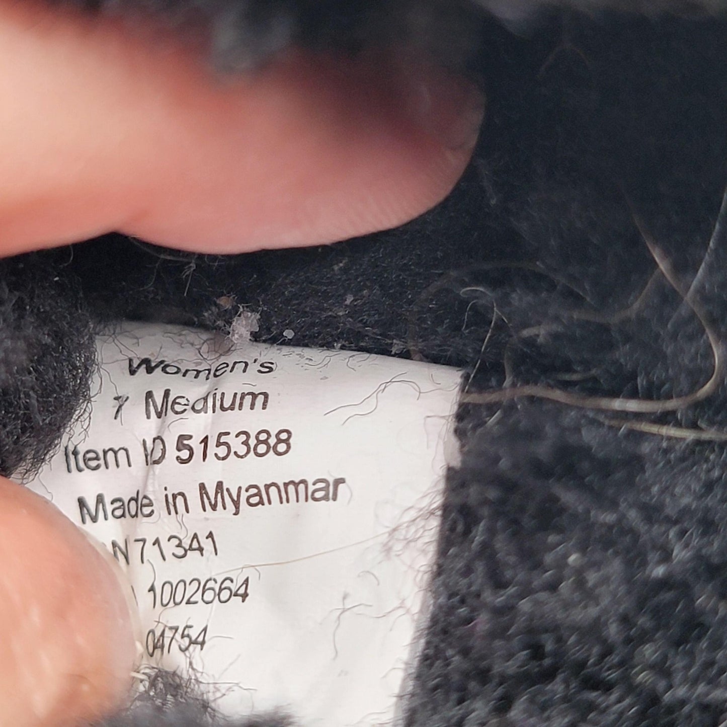 LL Bean Womens Size 7 Black Suede Shearling Slip On Moccasin Slippers Cozy