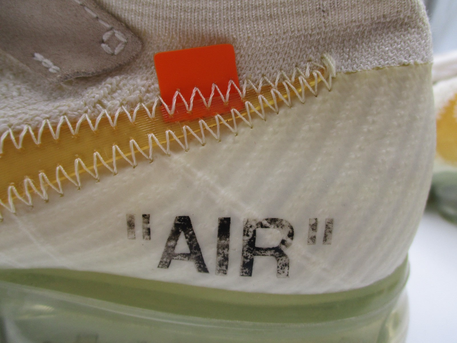 Nike Off-White Air VaporMax 2017 “The Ten” Sail/White AA3831-100 Size 7 (1H2)18