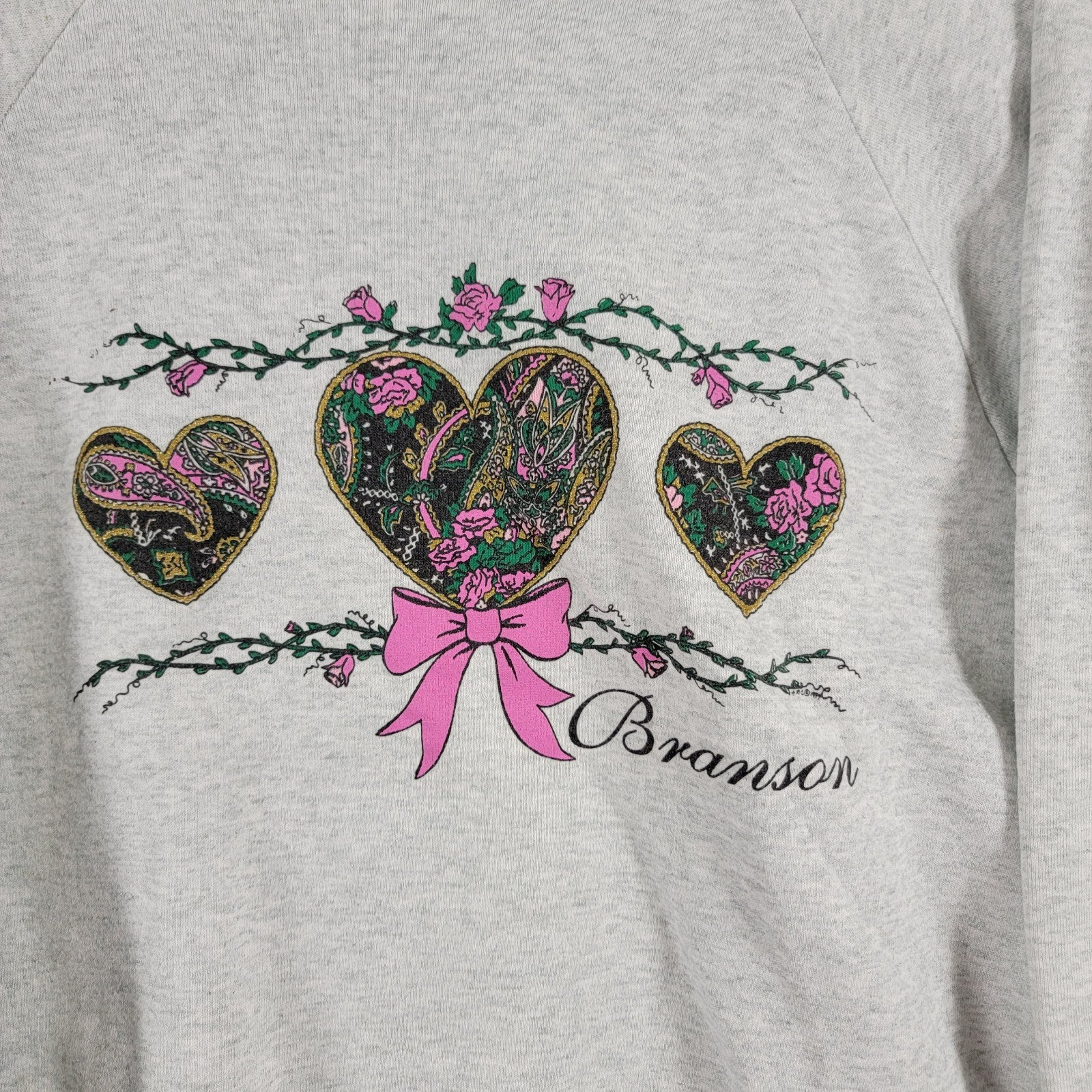 Vintage Branson Hearts Sweatshirt Fruit of the Loom USA Sz L Gray Floral