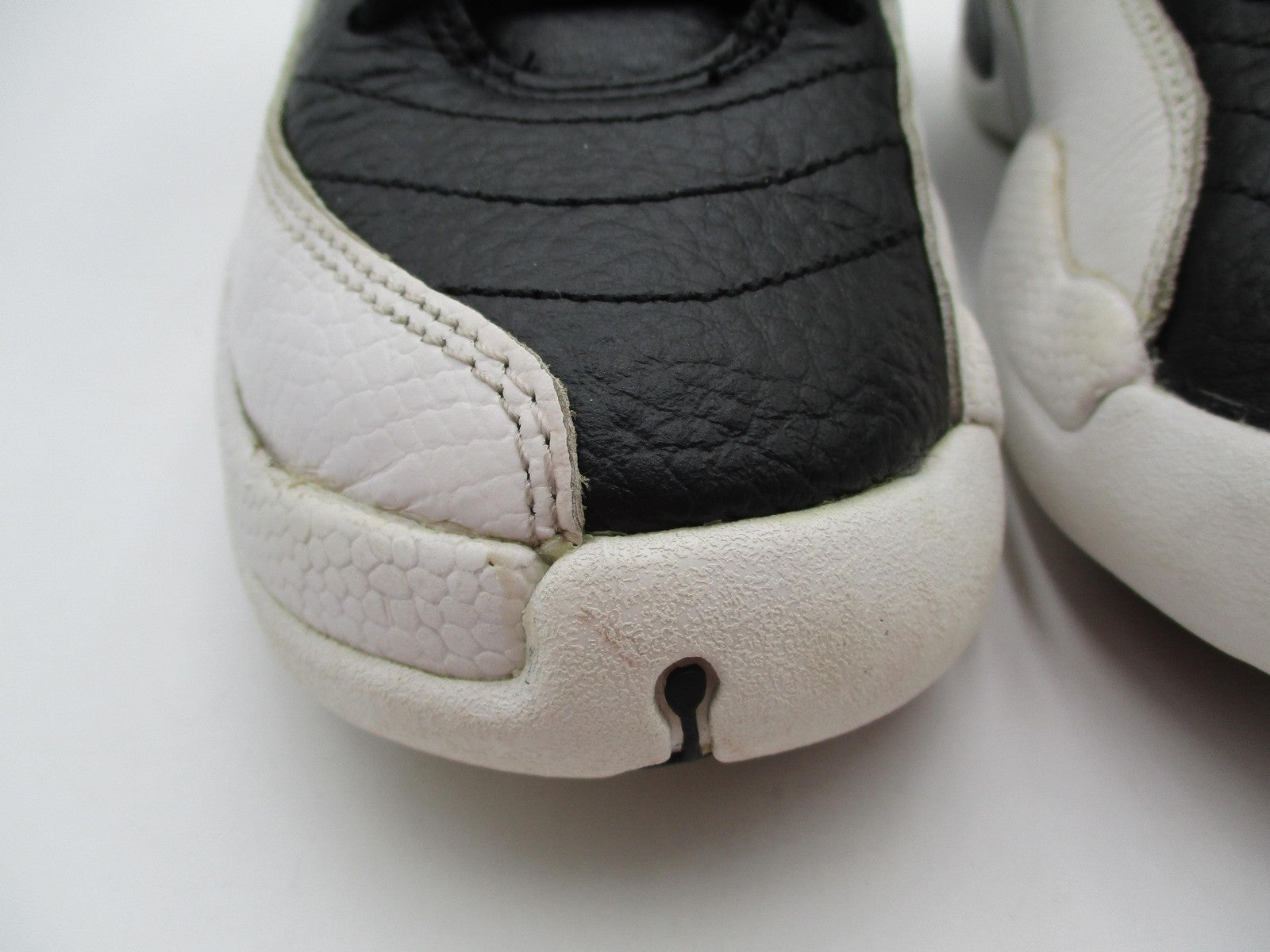 Air Jordan 12 Retro Playoffs Shoes Youth 5.5Y Black White Sneakers 153265-0064