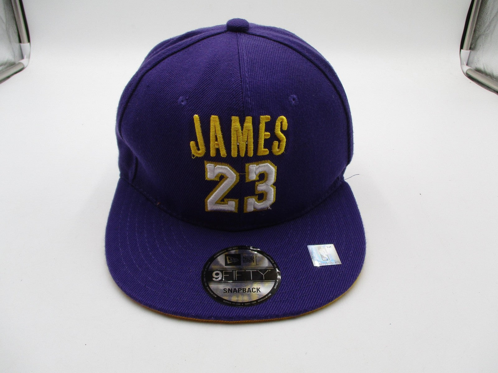 Los Angeles Lakers Hat Cap Snap Back One Size Purple NBA New Era James 230