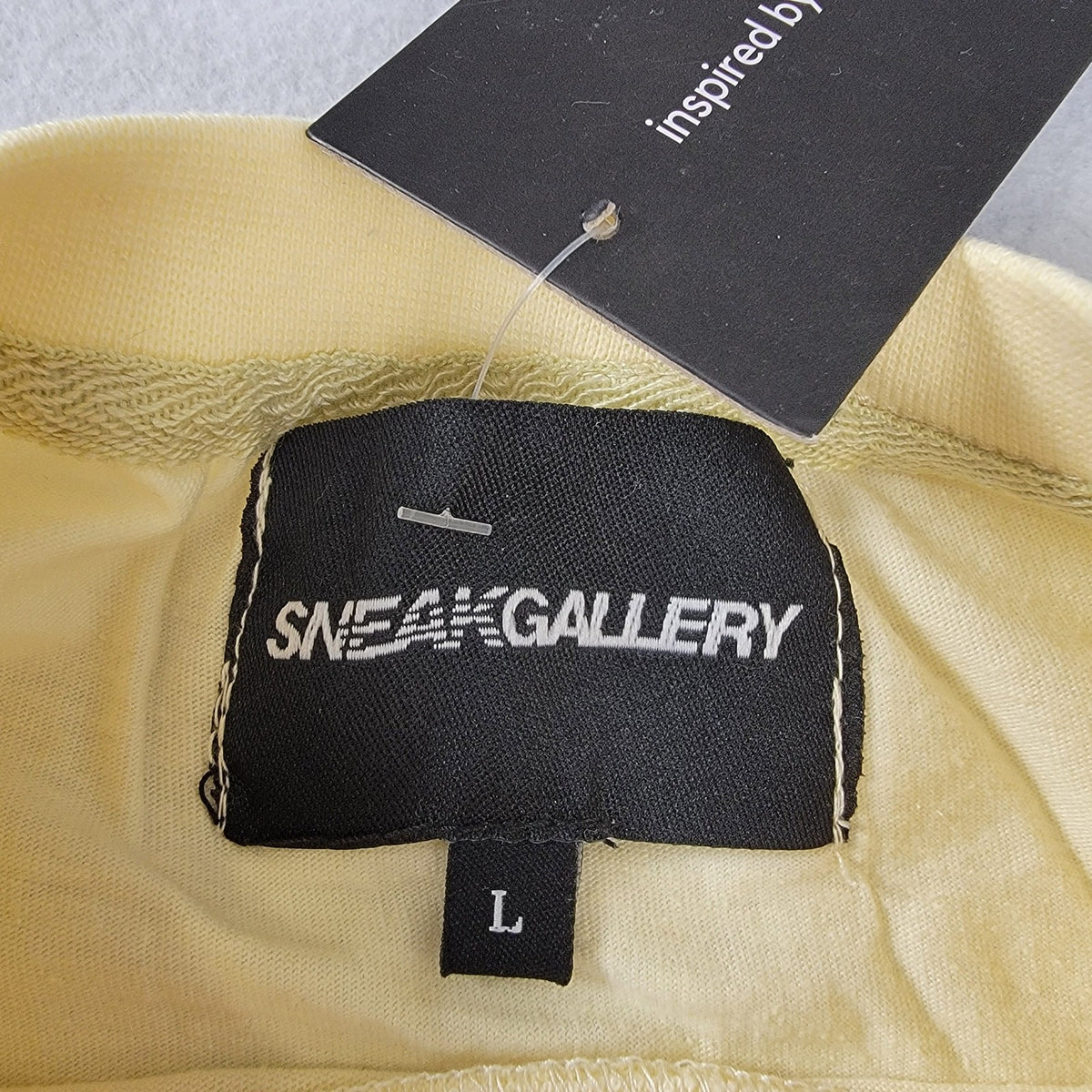 SneakGallery GOAT Short Sleeve Crewneck Jogger Sweat Set Mens L Cream NWT5