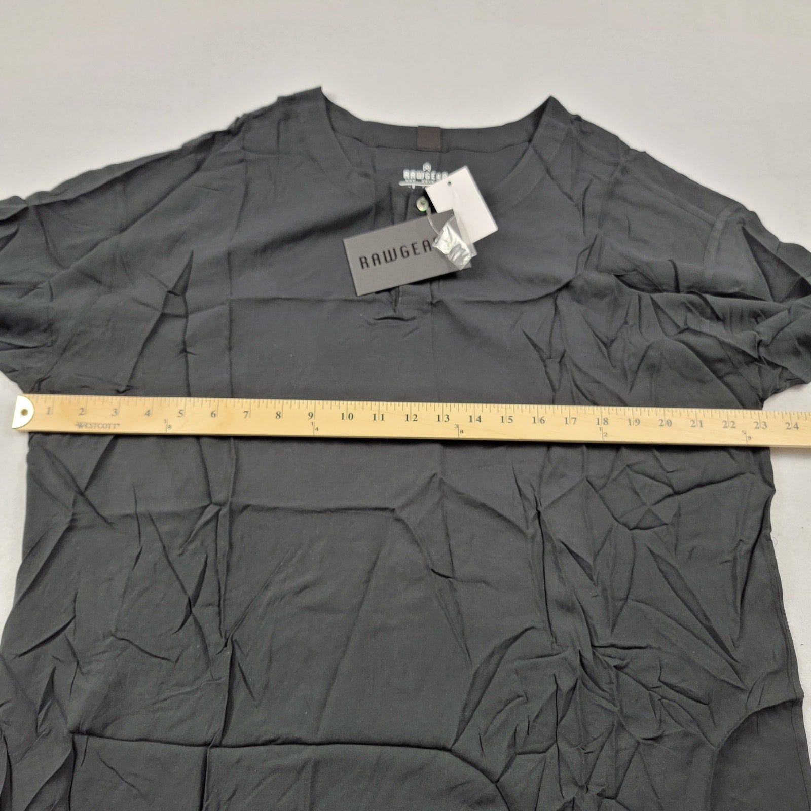 RawGear Sleep Raw Henley Black Short Sleeve Shirt Men’s Size M NWT4
