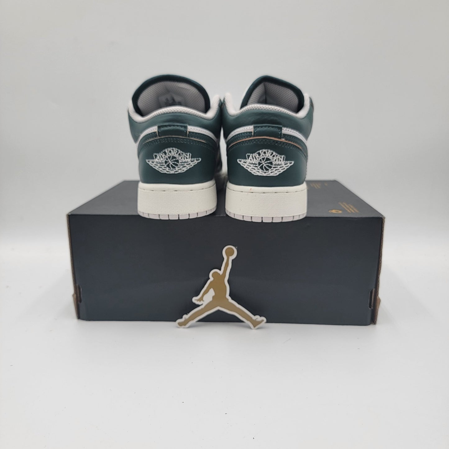 Nike Air Jordan 1 Low SE GS Oxidized Green/White FQ8041-300 7Y Youth NIB3