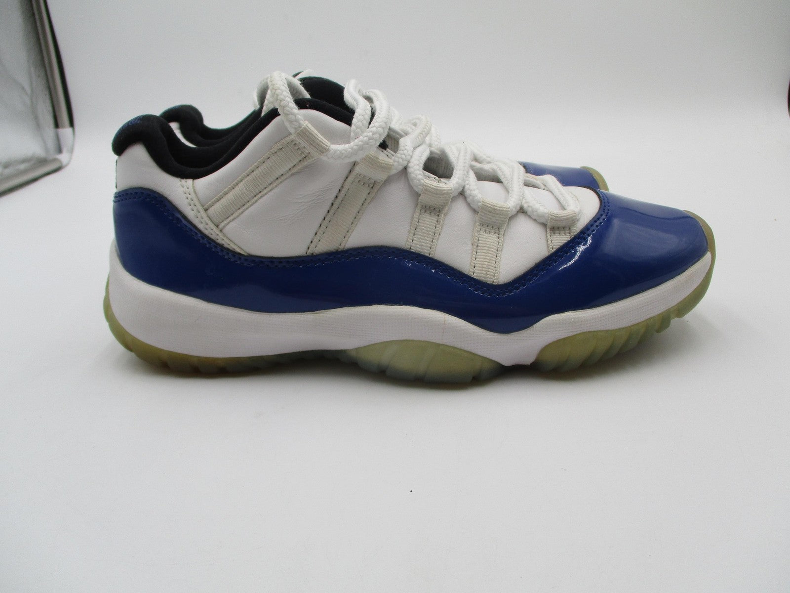 Air Jordan 11 Retro Low Shoes Womens Size 7 White Blue Sneakers AH7860-1005