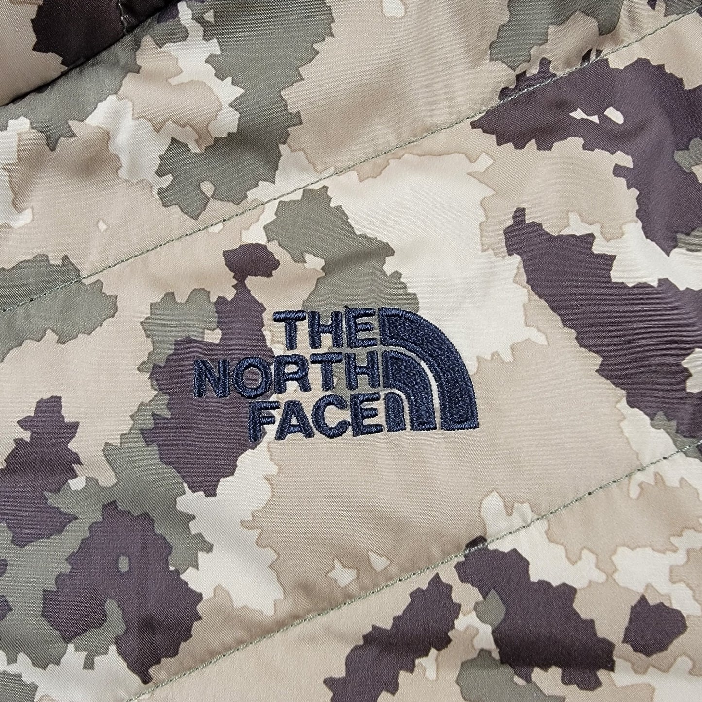 The North Face Women’s Tamburello Parka Digi Camo S Insulated Hooded Coat