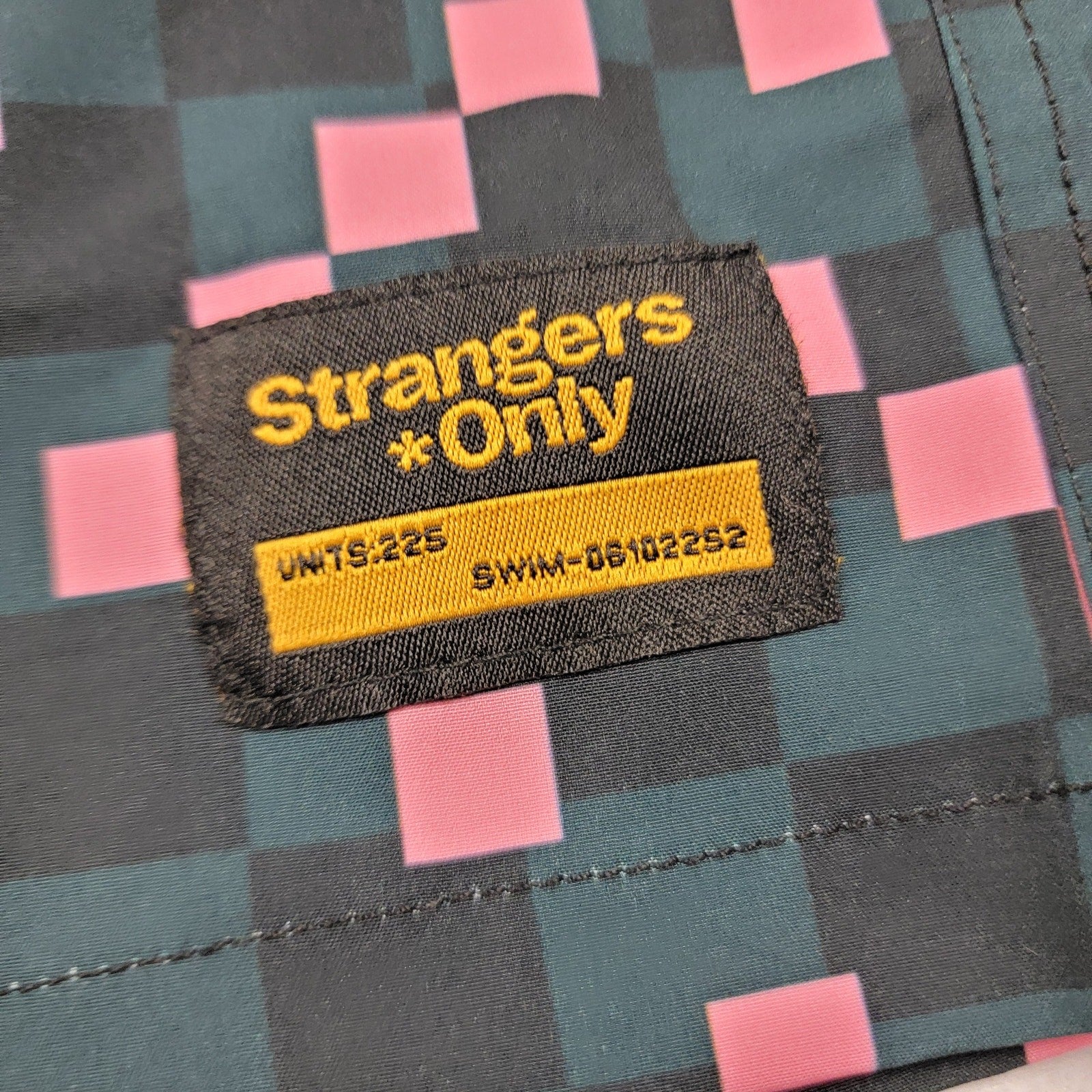 Strangers Only 225 Pixel Checkerboard Swim Trunks XS Pink Teal Board Shorts NWT2