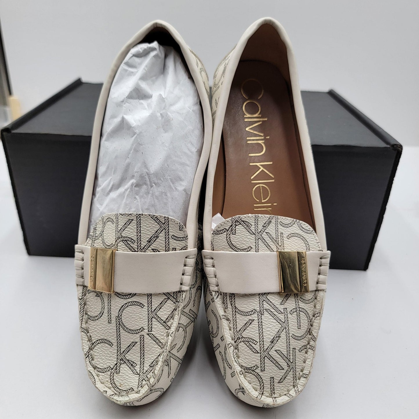 Calvin Klein Shoes Womens Size 9.5 Logo Loafers Beige White Lisa 34E9870