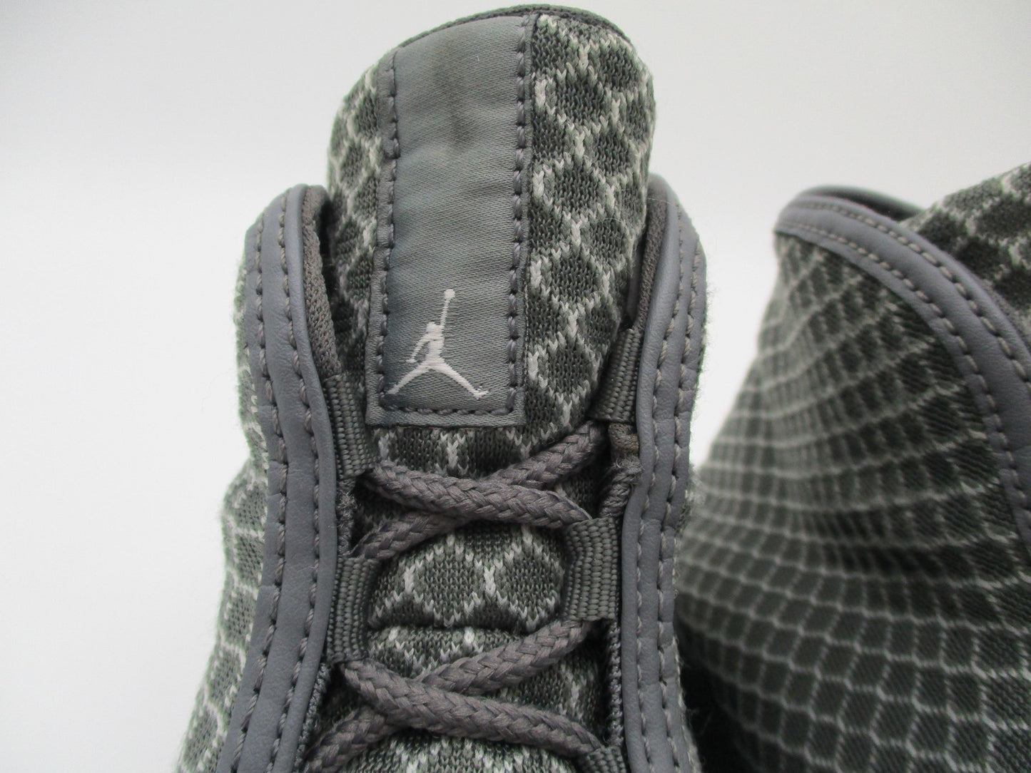Jordan Horizon Shoes Youth Size 6.5Y Gray 823583003 Basketball Sneakers 1K98