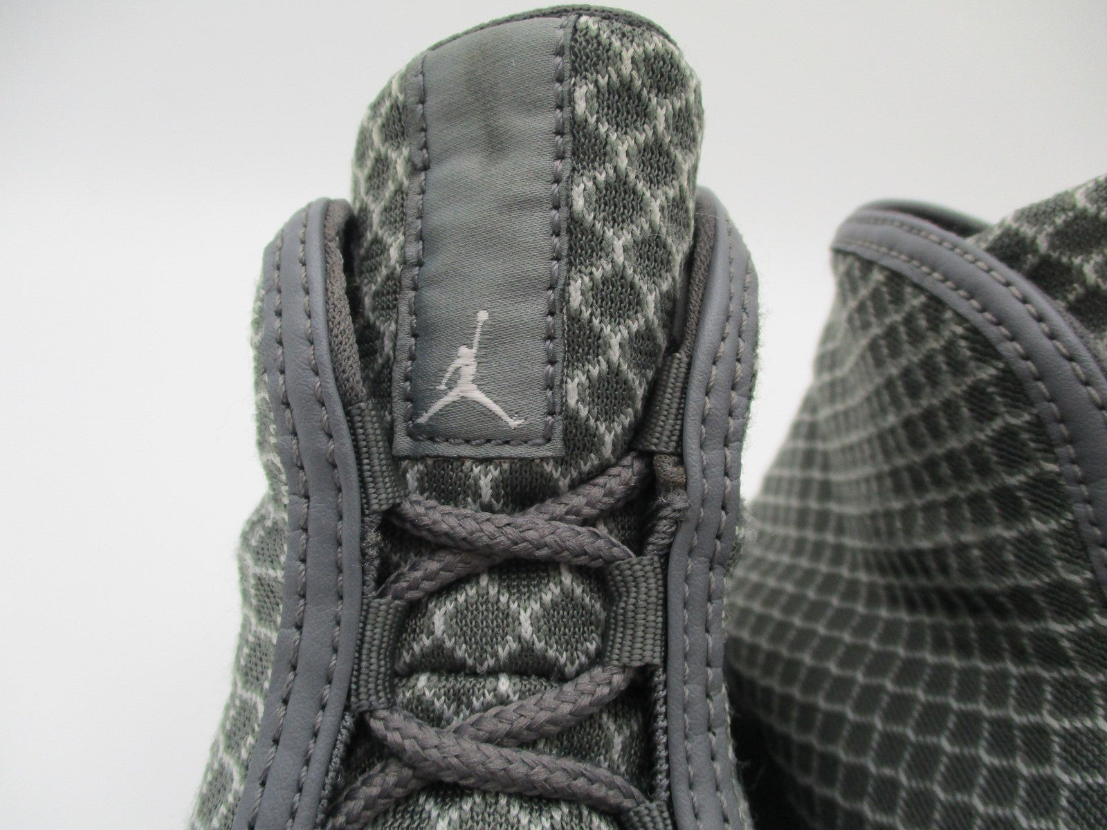 Jordan Horizon Shoes Youth Size 6.5Y Gray 823583003 Basketball Sneakers 1K98
