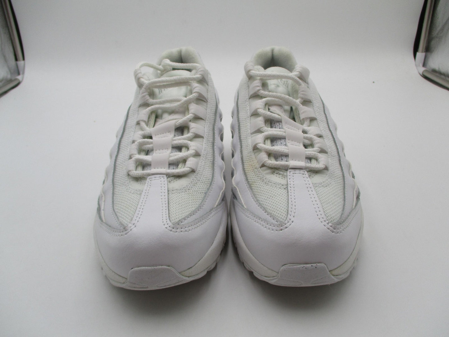 Nike Air Max 95 Shoes Youth Size 6.5Y Triple White Leather Sneakers CJ3906-1001