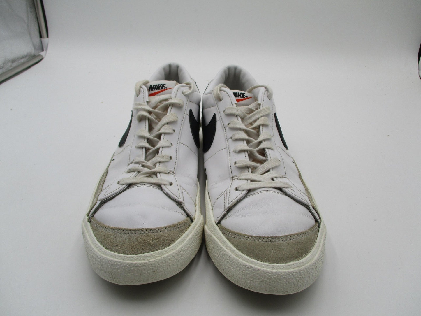 Nike Blazer Low '77 Shoes Mens Size 10.5 White Black Leather Sneakers DA6364-1011