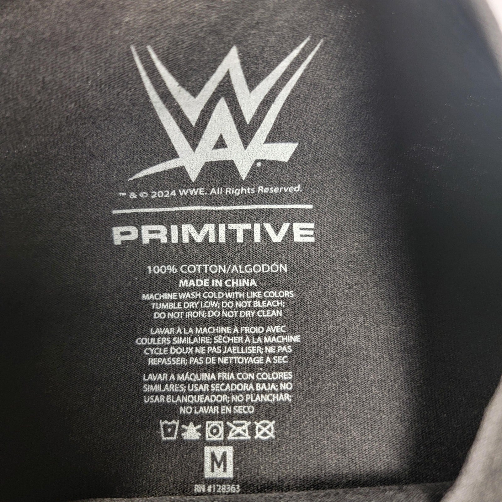 WWE Mens Medium Eddie Guerrero Primitive Graphic Wrestling TShirt