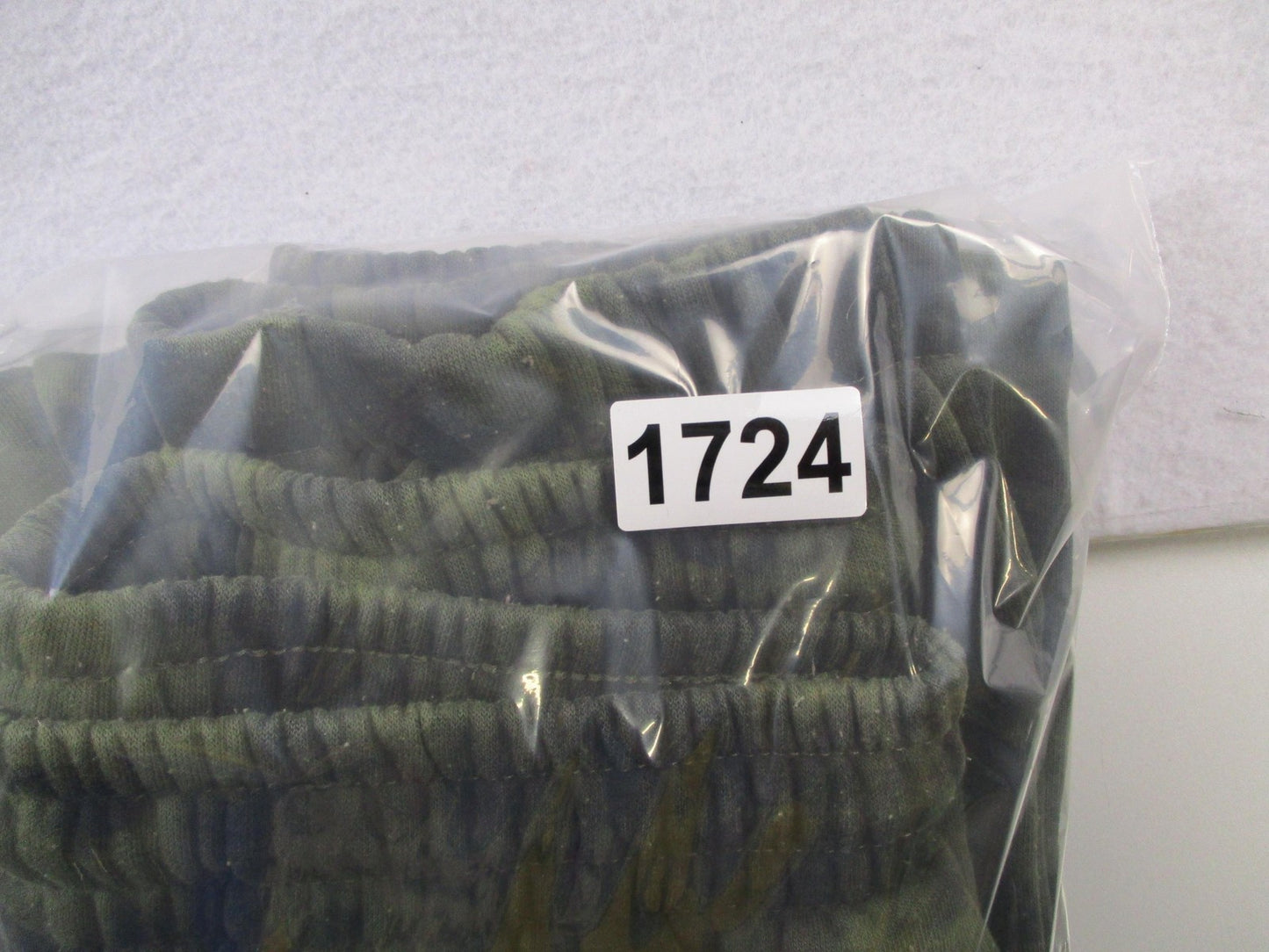 Nike Pants Kids 12-13 Yrs Green Tie Dye Fleece Cargo Joggers Logo Elastic Waist12