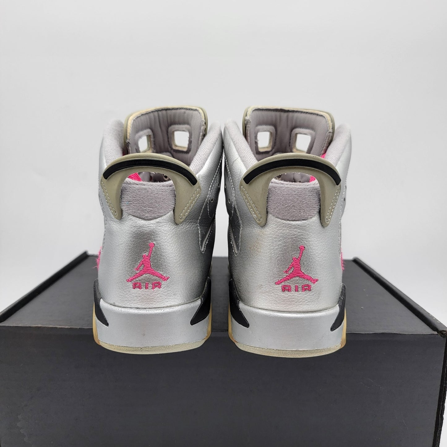 Sz 7 (GS) Jordan 6 Retro GG Mid Valentines Day Metallic Silver/Vivid Pink