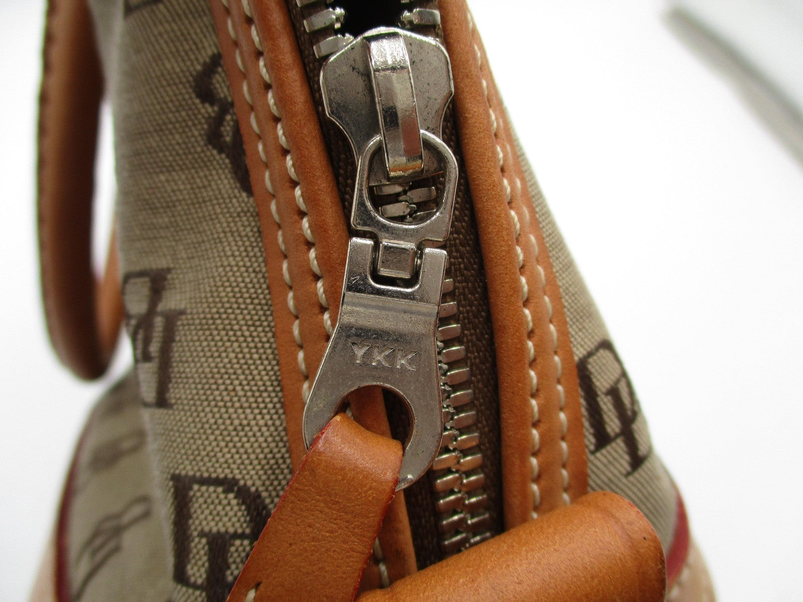 Vintage Dooney & Bourke Satchel Bag Womens Medium Brown Monogram Canvas USA14