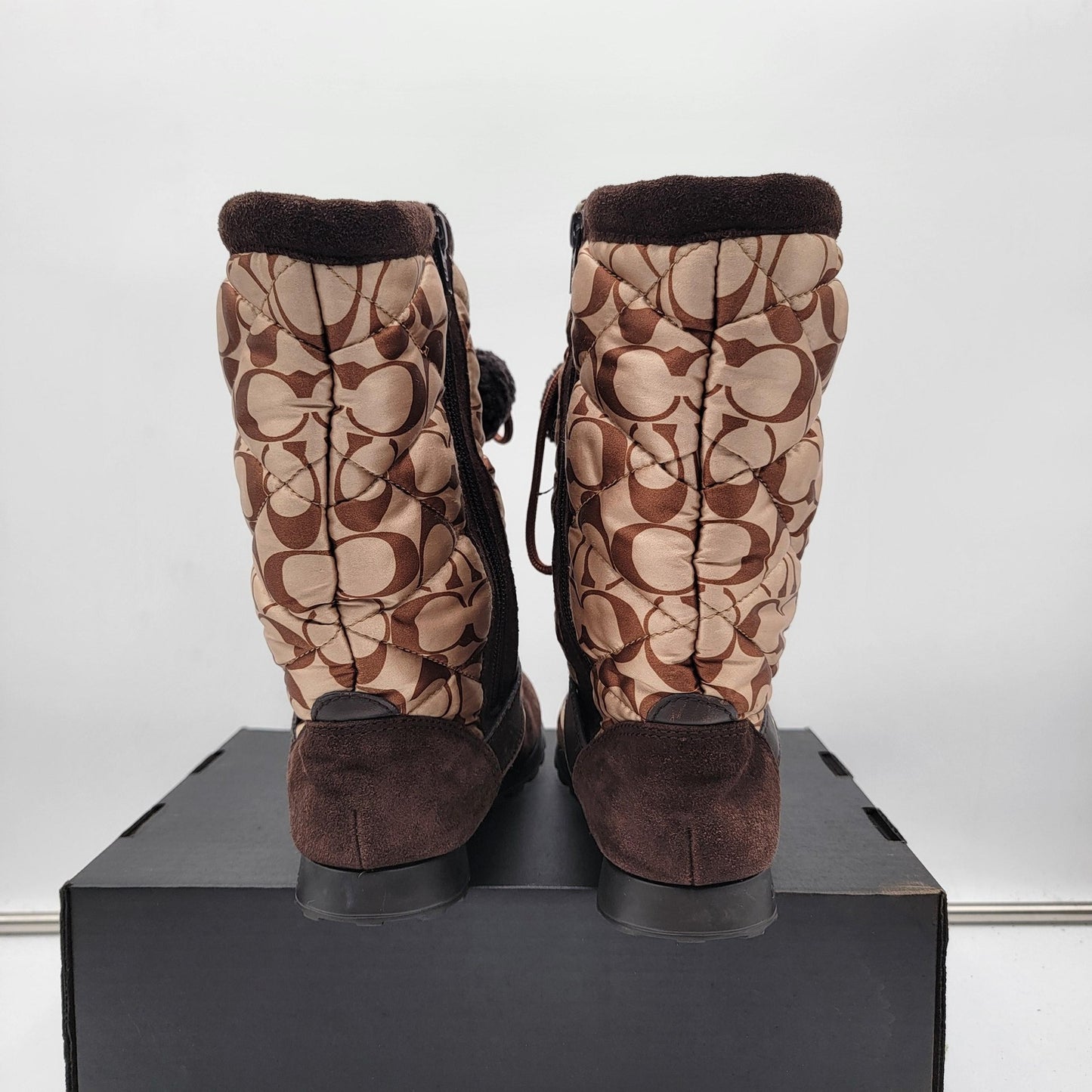Coach Boots Womens Size 8 Juniper Pom Pom Winter Snow Suede Booties Shoes