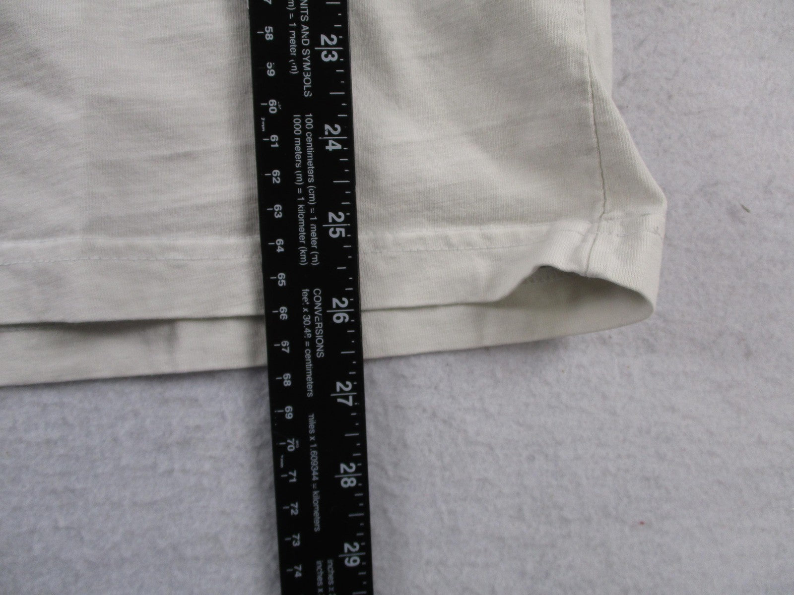 Market Shirt Mens Medium White Smiley Door A Bright Home Graphic Tee Back Print7