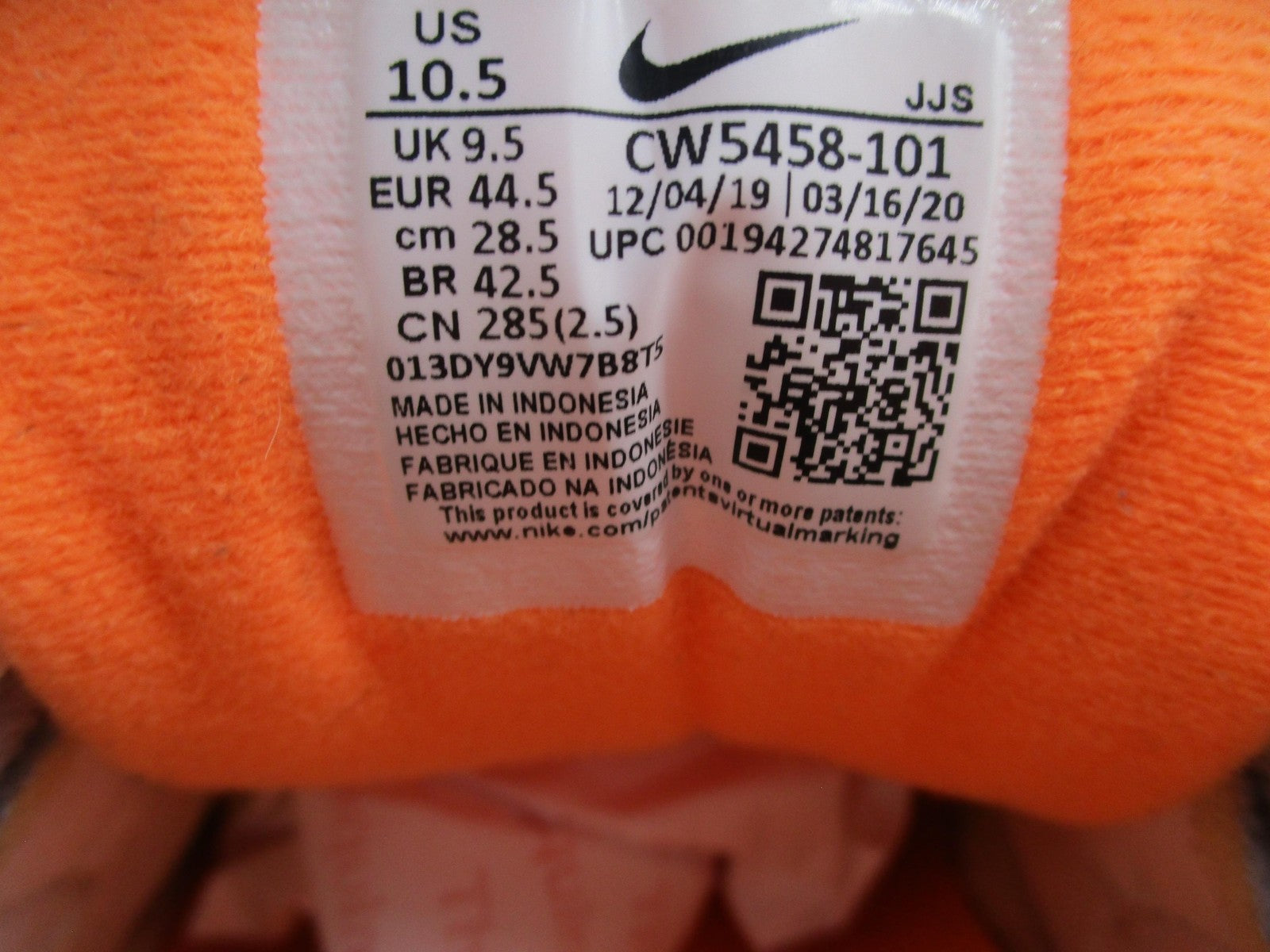 Nike Air Max 90 Mens Size 10.5 White Grey Orange Retro Sneakers CW5458-101 (1T6)10