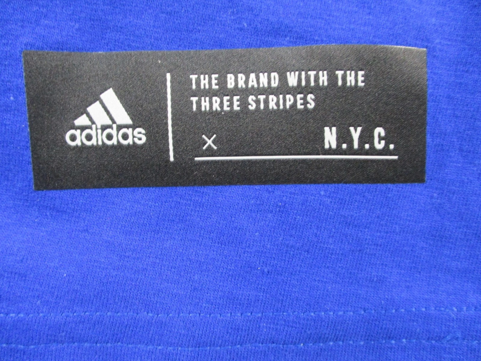 Adidas NYC Next Wave Shirt Mens XL Blue New York Sports Graphic Tee NWT 1366672