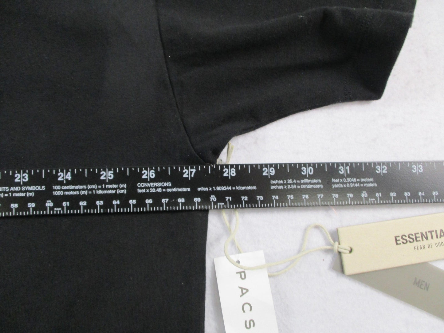 Fear Of God Essentials Shirt Mens Medium Black VNeck Logo Streetwear Tee 13469
