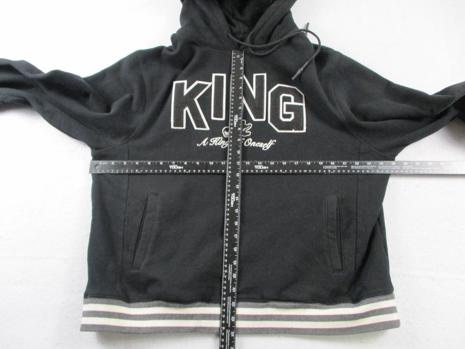 AKOO Hoodie Mens 2XL Black Pullover Fleece Sweatshirt KING Graphic Front 16668