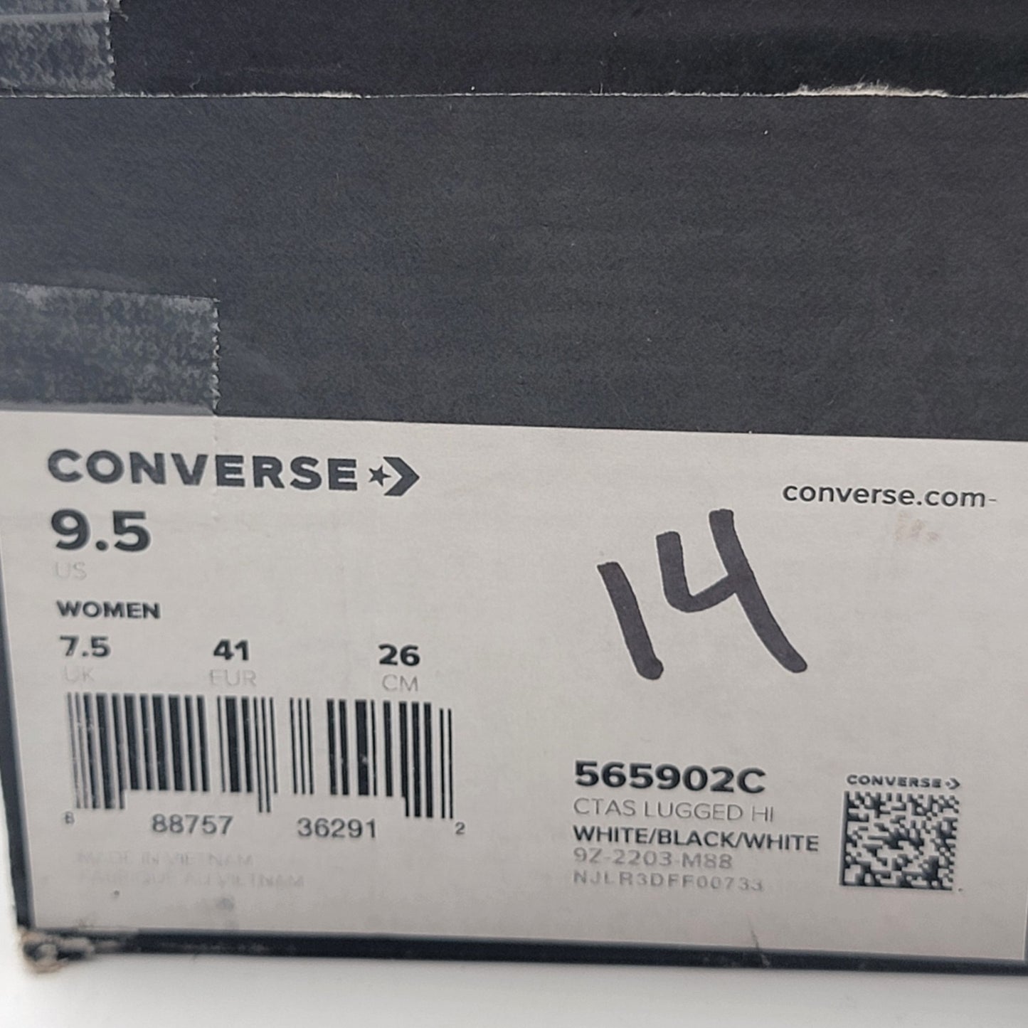Converse CTAS Lugged Hi Women’s 9.5 White Platform Chunky Sole Sneakers w/ Box7