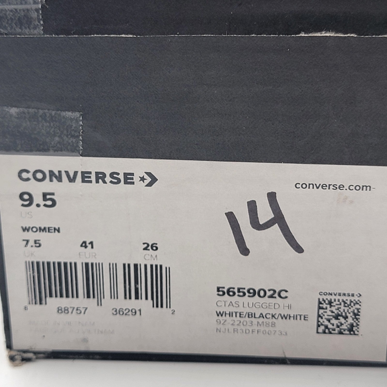Converse CTAS Lugged Hi Women’s 9.5 White Platform Chunky Sole Sneakers w/ Box7