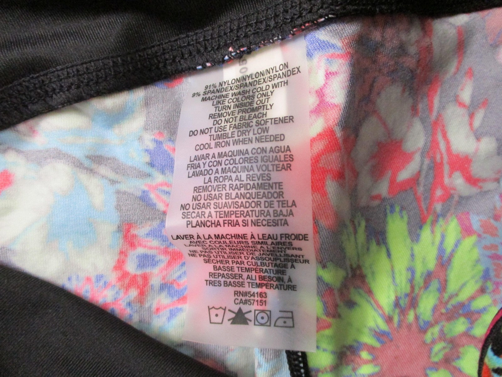 Calvin Klein Bike Shorts Womens Large Floral 9 Inseam PFMS8612 Activewear 14506