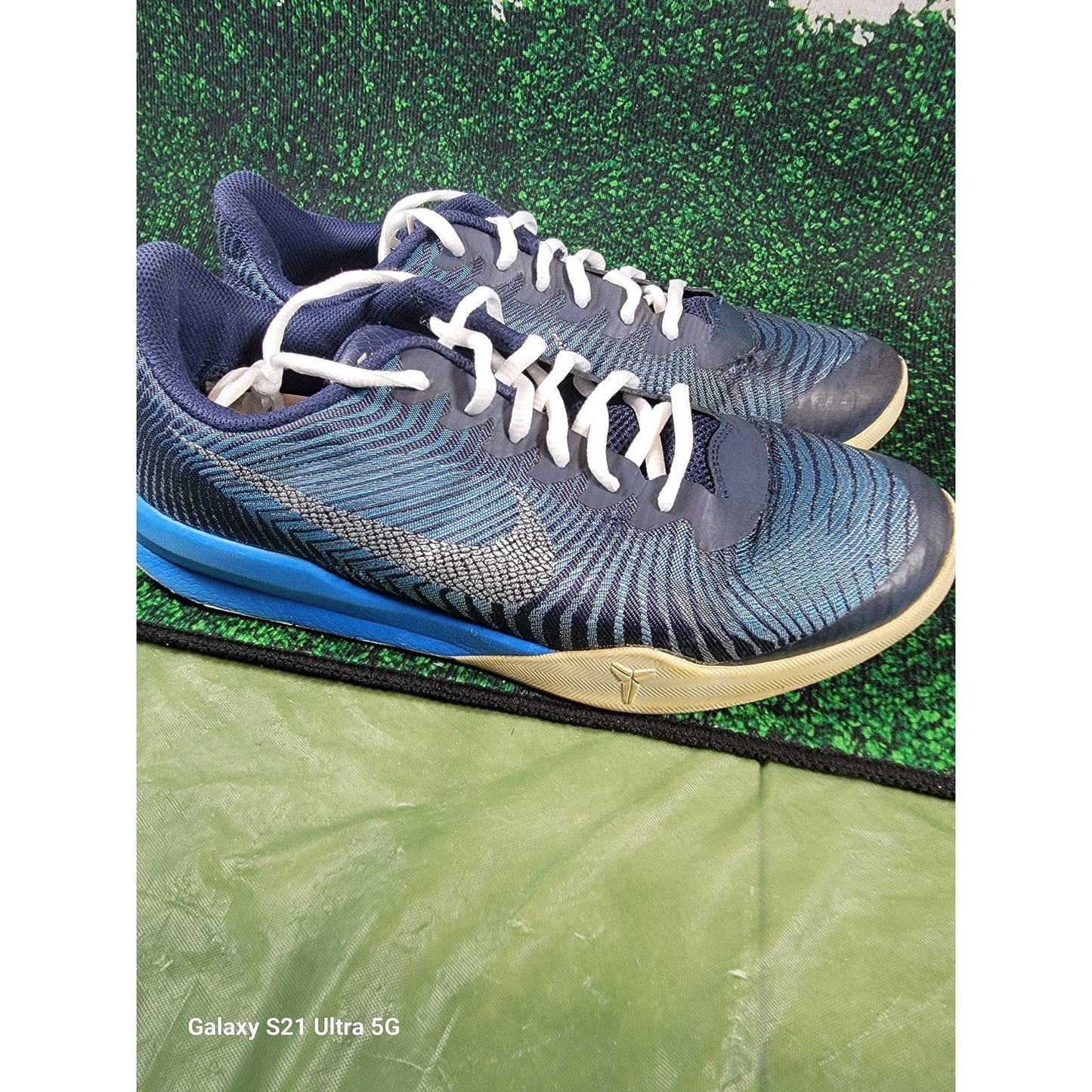 Nike KB Mentality 2 Sz 11.5 8189524006