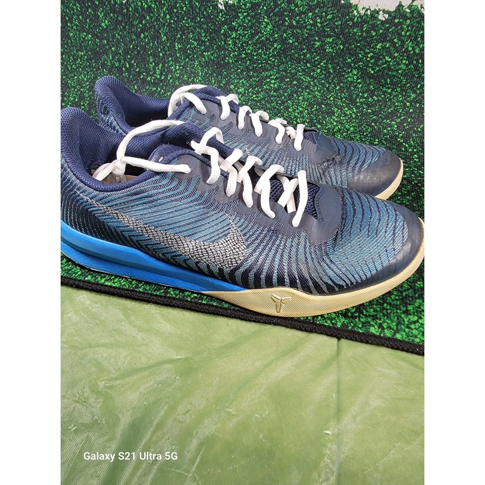 Nike KB Mentality 2 Sz 11.5 8189524006