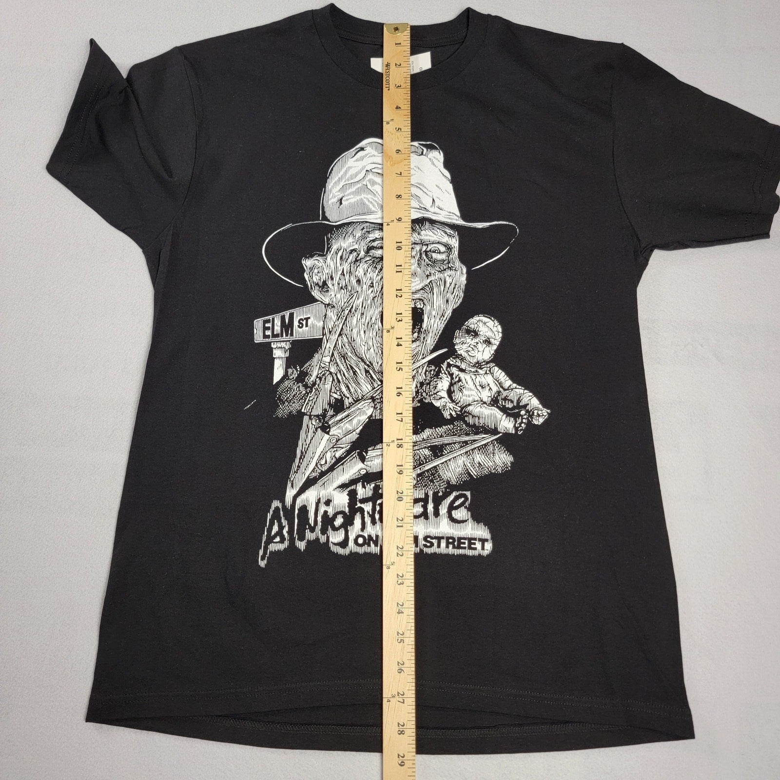Mens Hot Topic Nightmare on Elm Street Tee Black Sz M NWT