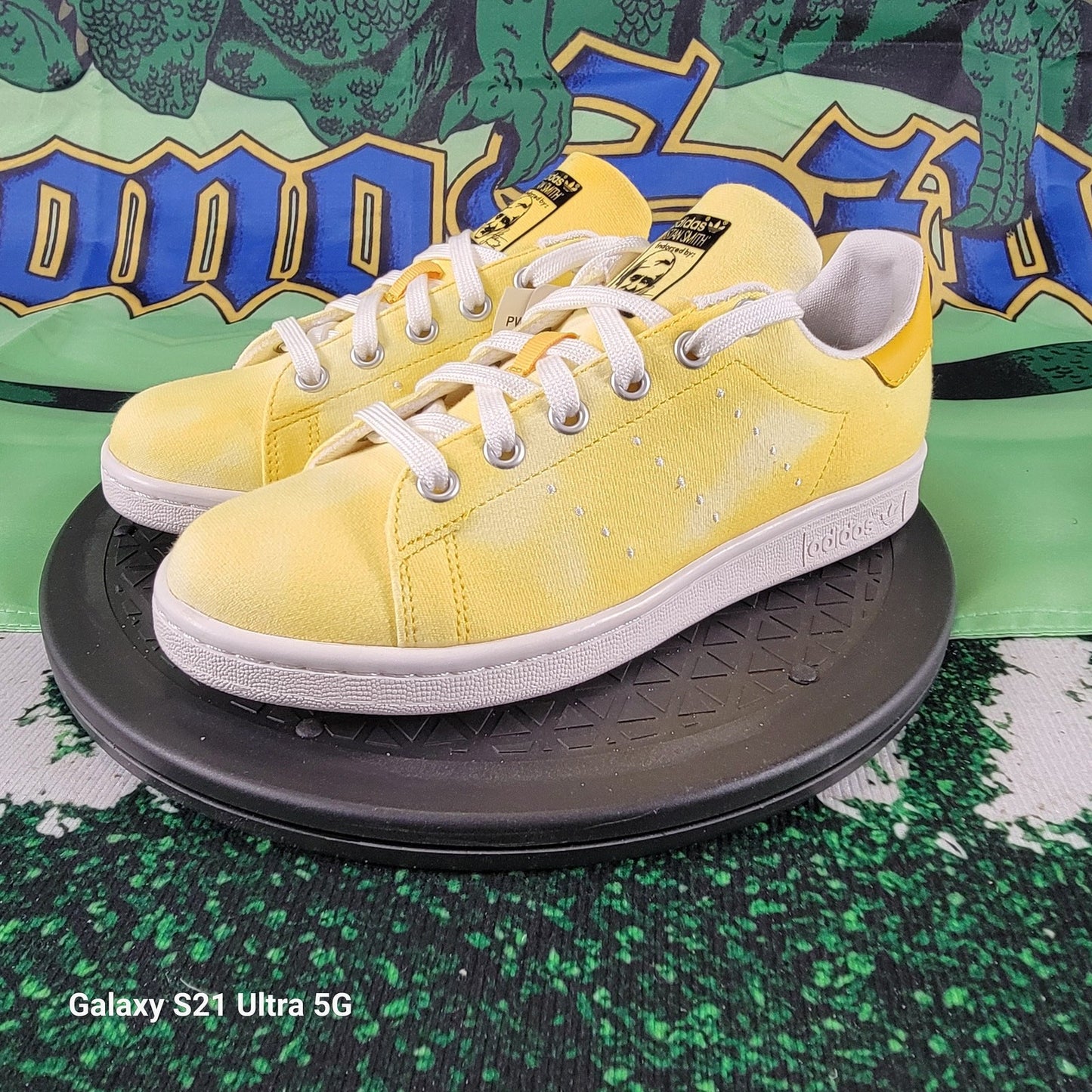 Adidas Pharrell Williams HU Stan Smith Men's Yellow/White Shoes Sz 50
