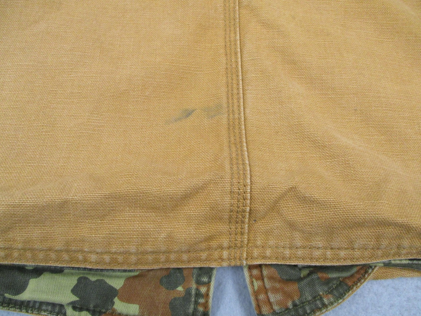Cult of Individuality Vest Mens Medium Tan/Camo Canvas Reversible