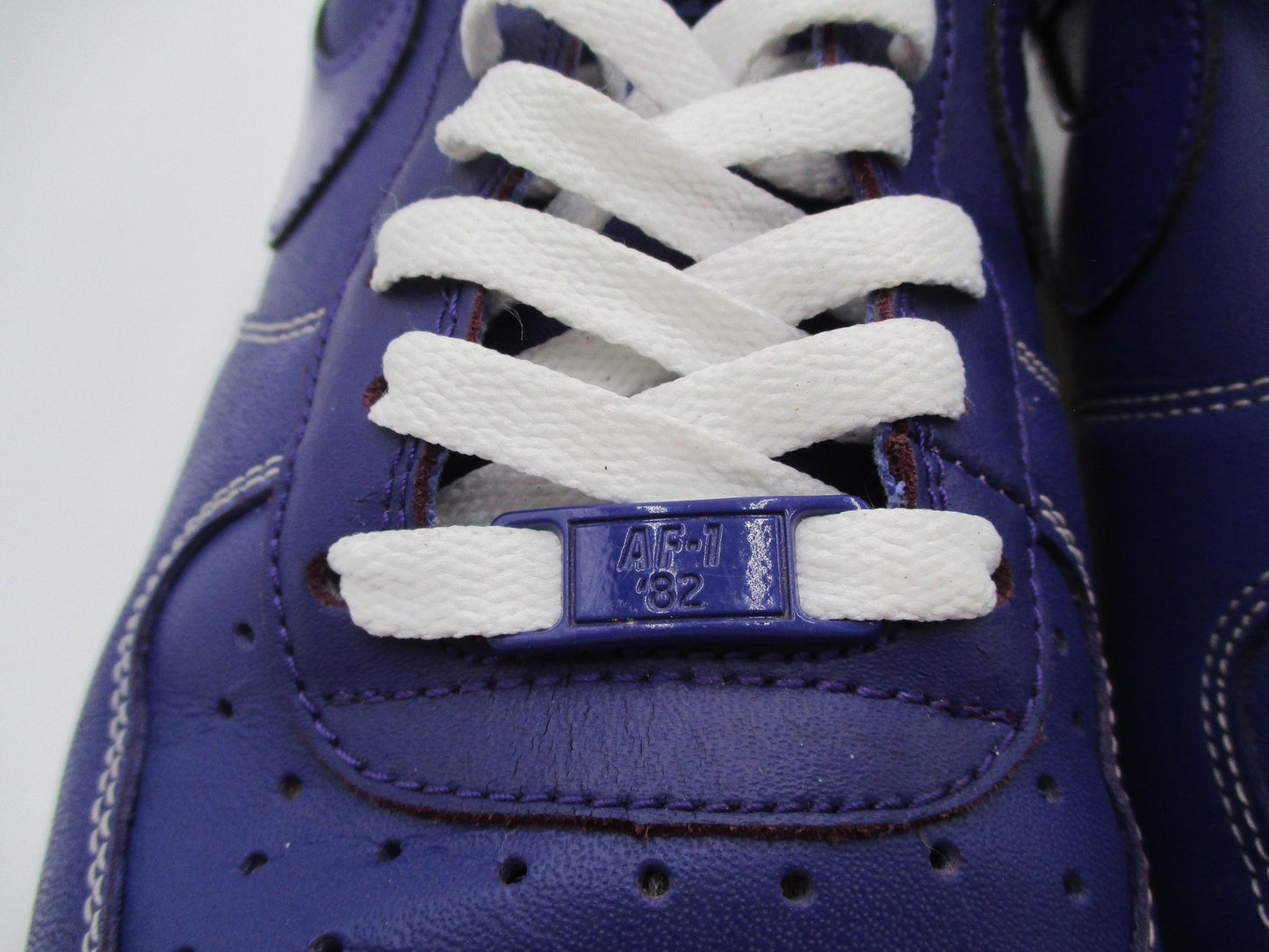 Nike Air Force 1 Shoes Mens Size 10 Purple White Low Court Purple Sneakers 1K58
