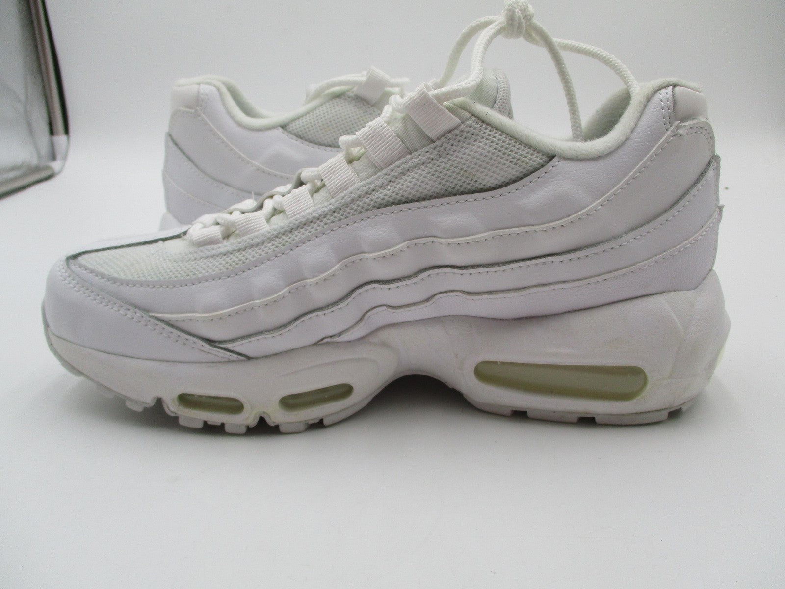 Nike Air Max 95 Shoes Youth Size 6.5Y Triple White Leather Sneakers CJ3906-1007