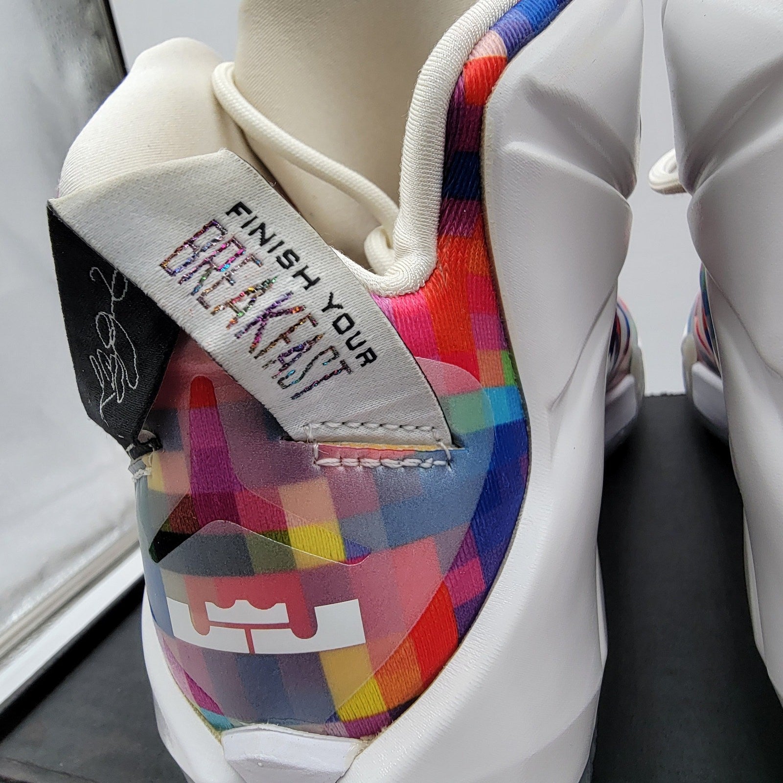 Nike LeBron 12 Ext 'Prism' Sz 7.5 748861900