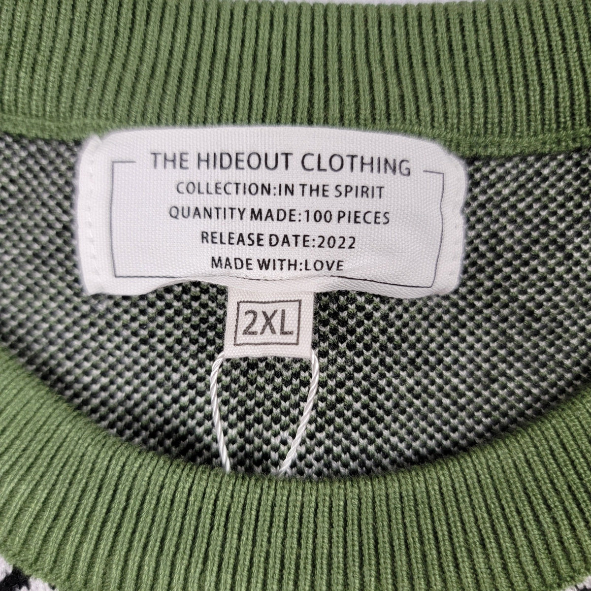 The Hideout Clothing Love Paisley Knit Holiday Sweater Men's 2XL Green NWT1