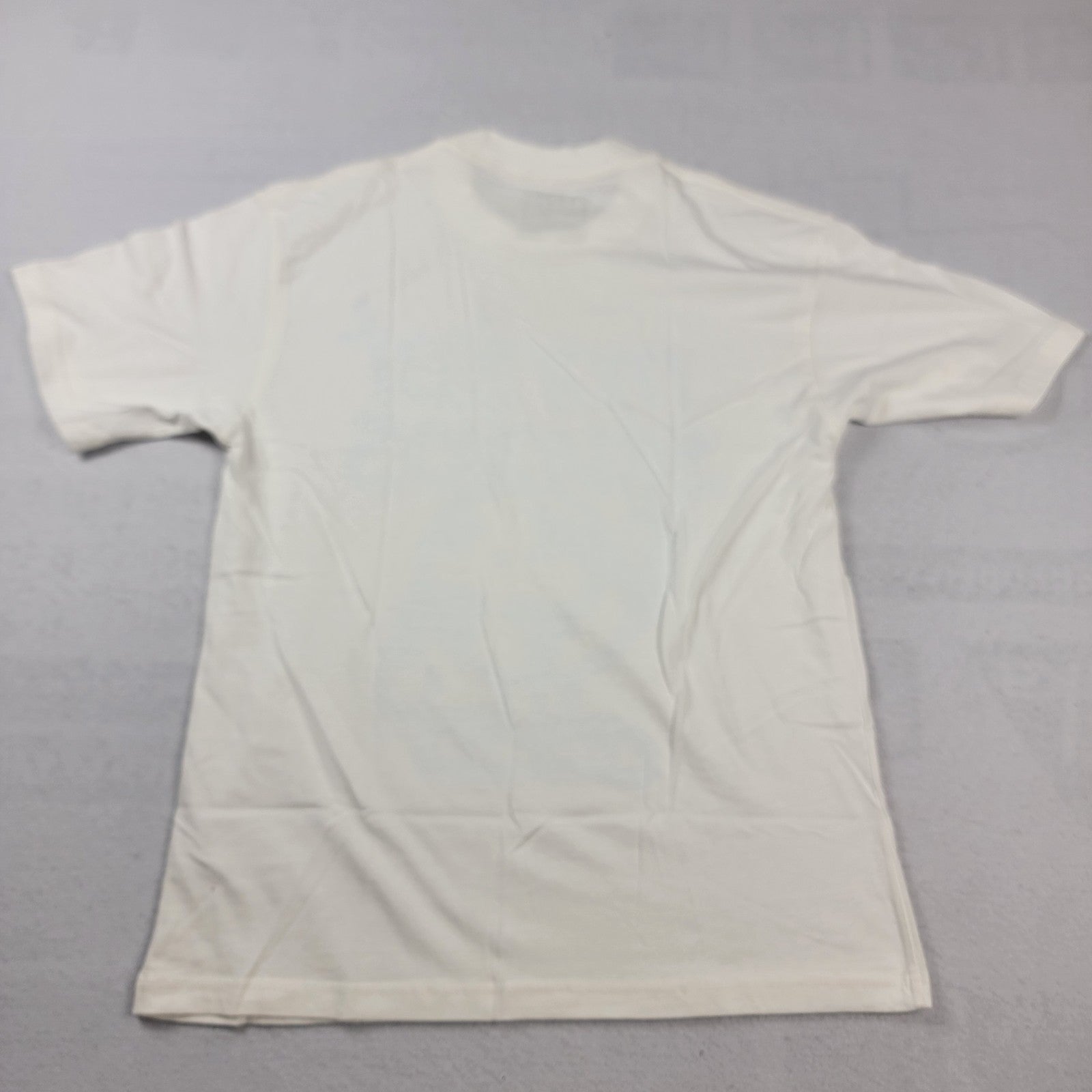 Market Studios Graphic Tee White Blue Globe Logo TShirt Men’s Large