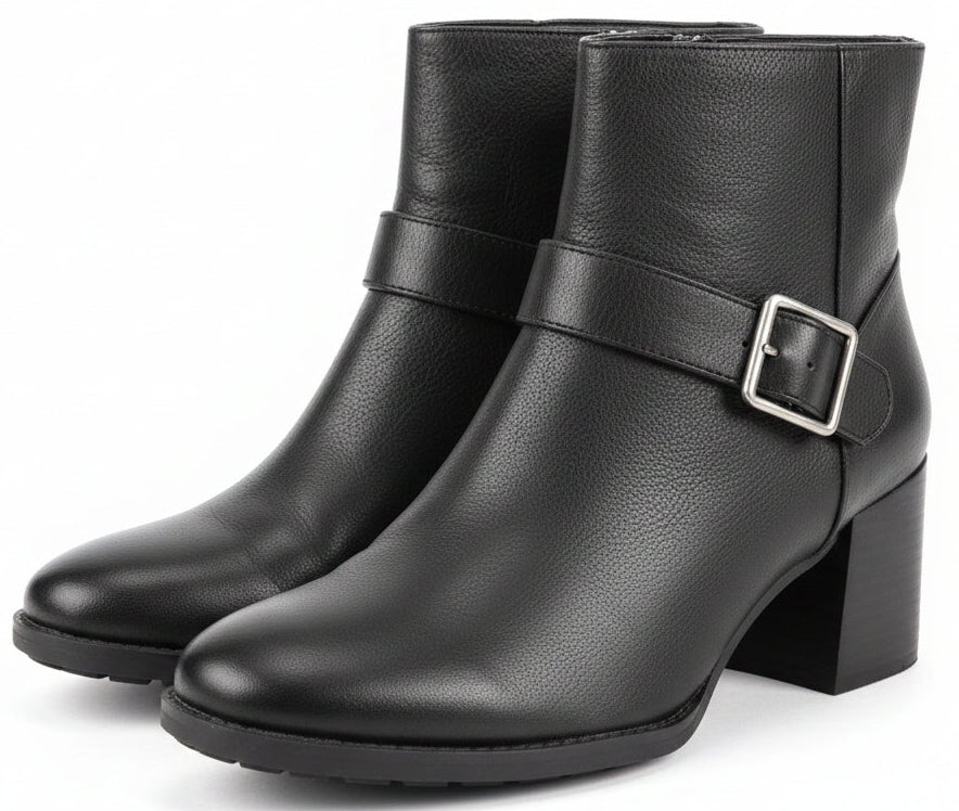 SOUL Naturalizer Womens Black Block Heel Booties Shoes 8 Wide Sz 8W10