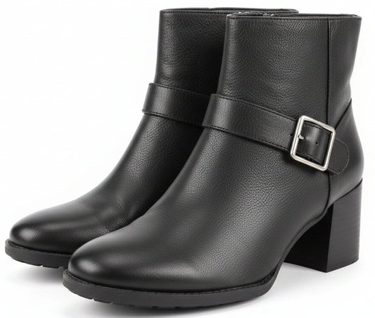 SOUL Naturalizer Womens Black Block Heel Booties Shoes 8 Wide Sz 8W10