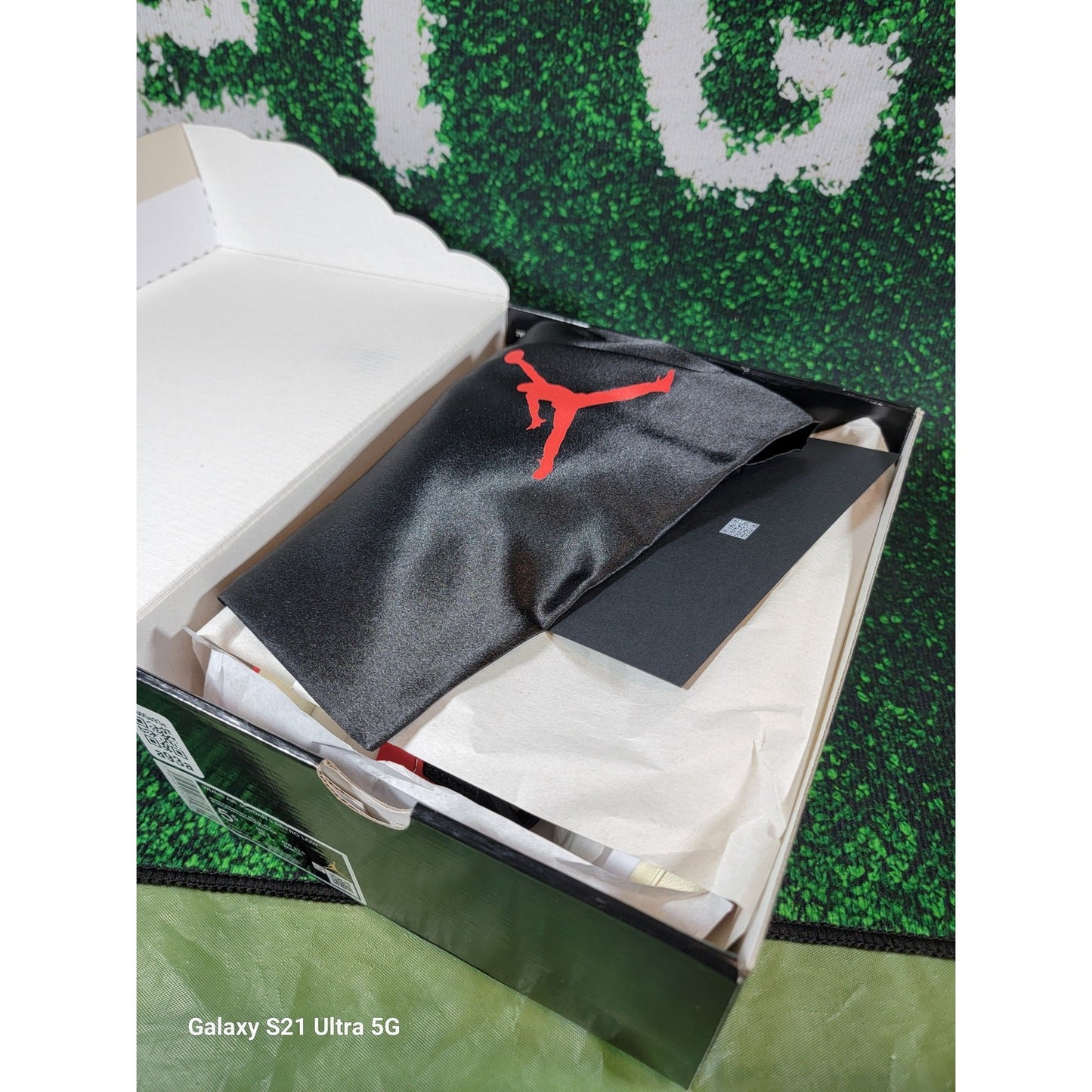 Wmns Air Jordan 2 Retro Low 'Chicago Twist' FD48491069
