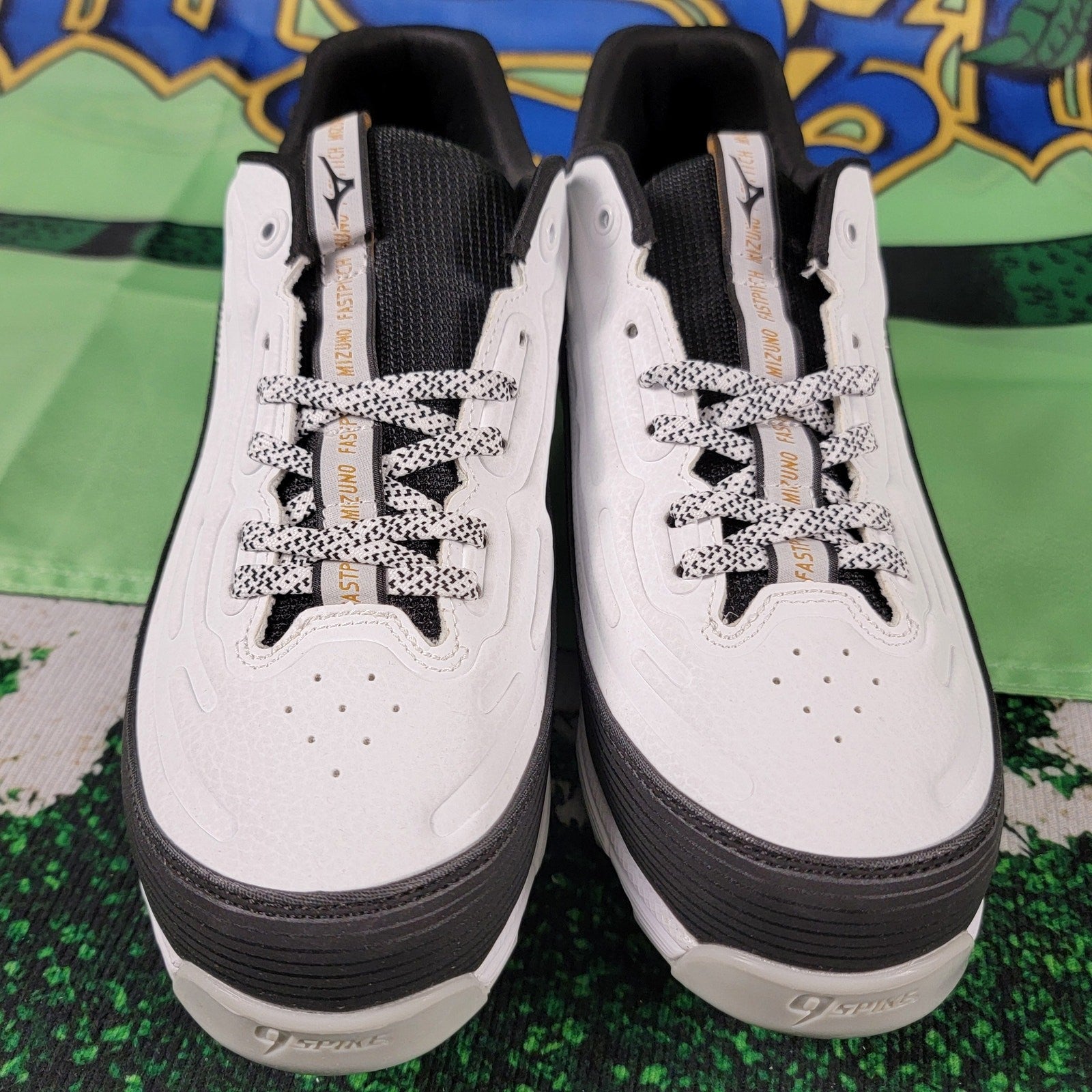 Mizuno Softball Cleats 9Spike Swift 8 White Womens Sz 8.53