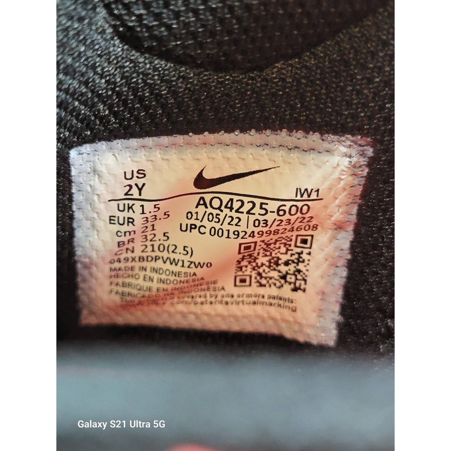 Nike Team Hustle D9 PS 'University Red' Sz 2Y AQ42256008